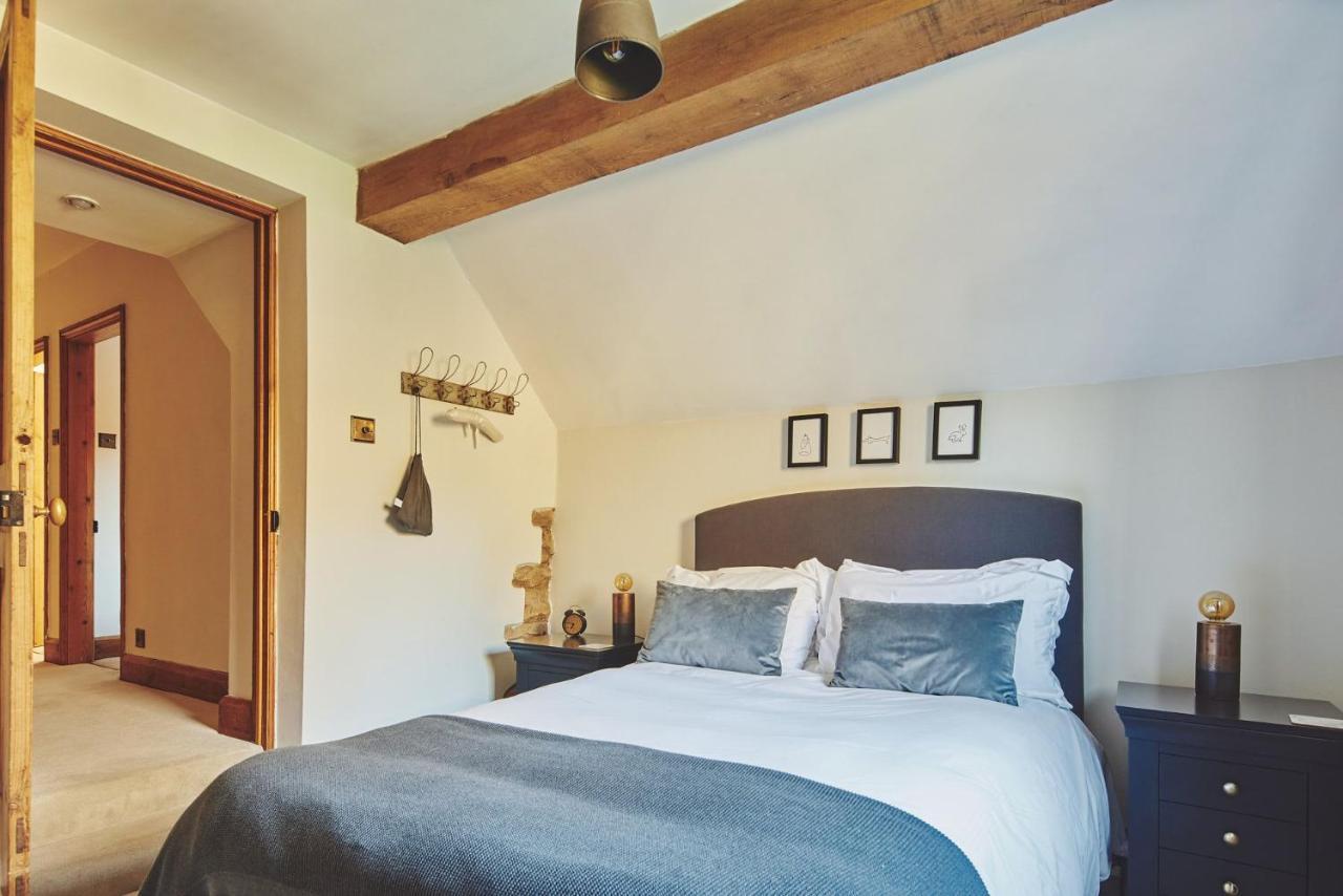 Large Stylish Luxury Cotswold Cottage - Ideal For Families, W/ Ev Charging Andoversford Kültér fotó