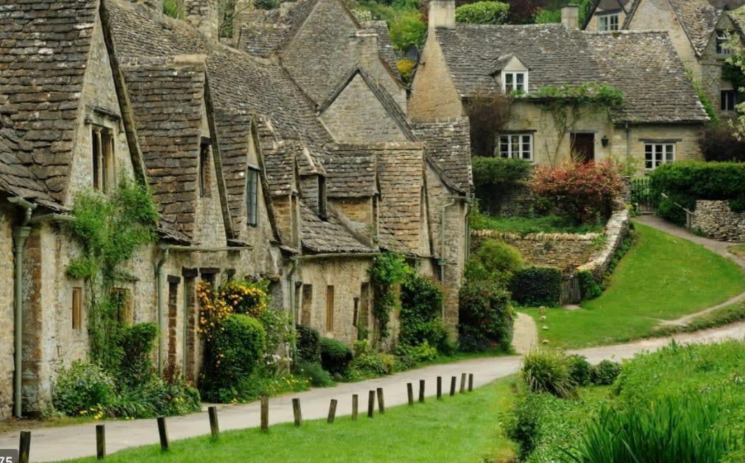 Large Stylish Luxury Cotswold Cottage - Ideal For Families, W/ Ev Charging Andoversford Kültér fotó