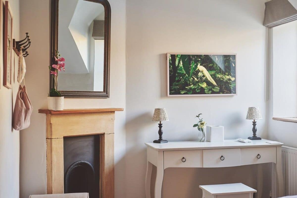 Large Stylish Luxury Cotswold Cottage - Ideal For Families, W/ Ev Charging Andoversford Kültér fotó