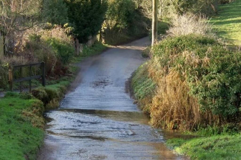 Large Stylish Luxury Cotswold Cottage - Ideal For Families, W/ Ev Charging Andoversford Kültér fotó